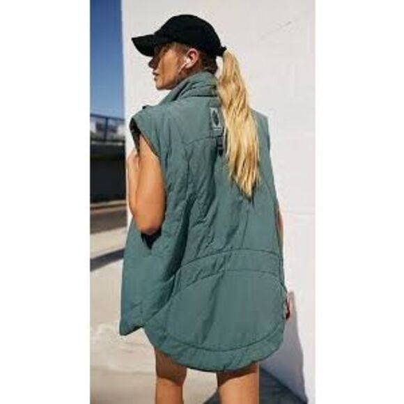 Free People Movement Slalom Reversible Fleece Vest - Midnight Jade - Picture 2 of 7